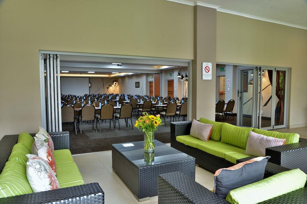 Bon Hotel Empangeni Exterior photo