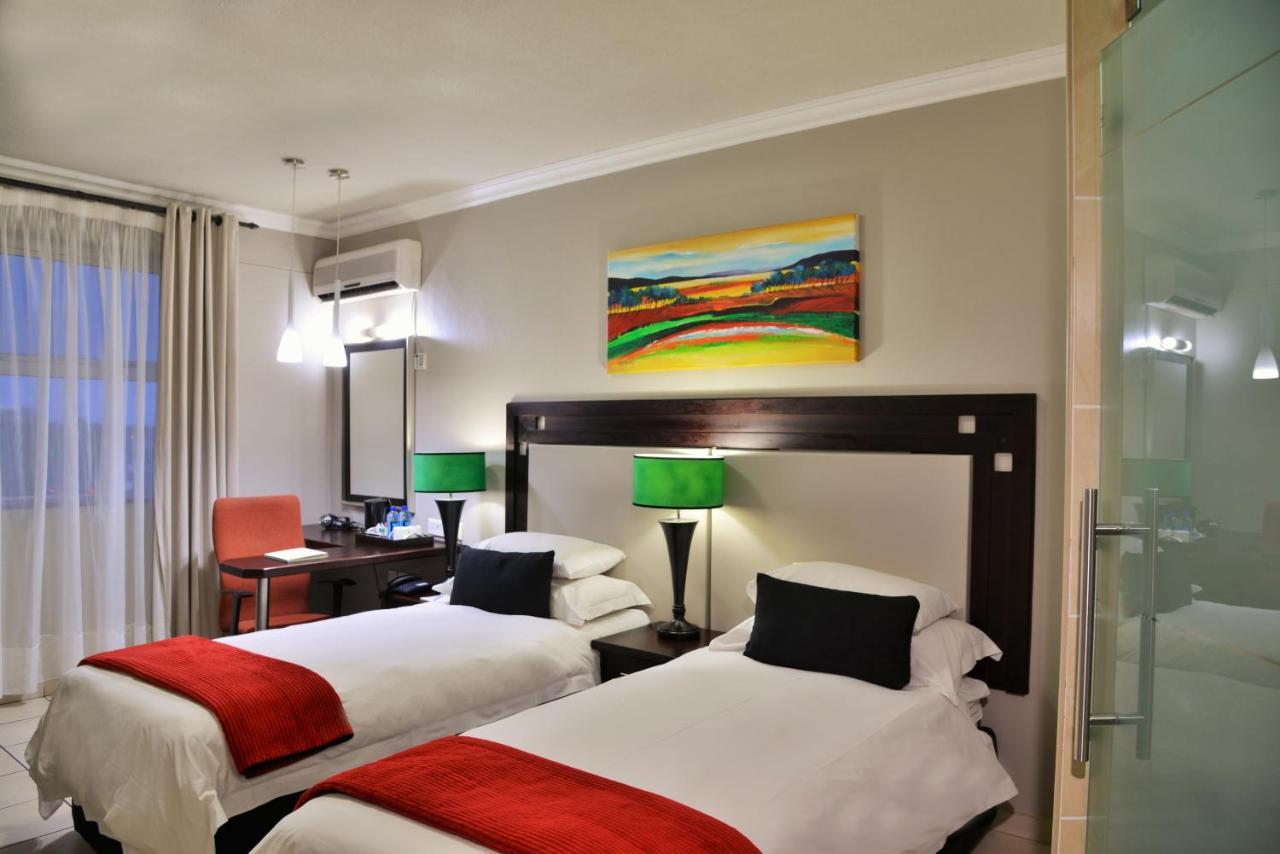Bon Hotel Empangeni Exterior photo